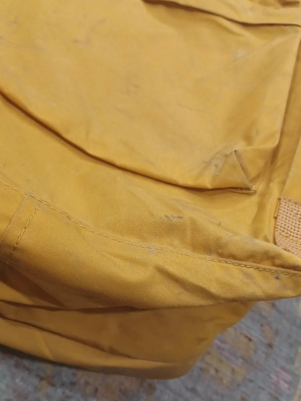 Fjallraven dark mustard